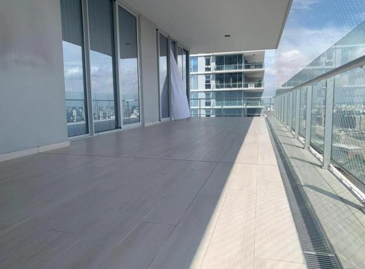 Departamento · 244m² · 4 Ambientes · 1 Cochera