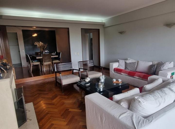 Departamento · 133m² · 4 Ambientes · 1 Cochera