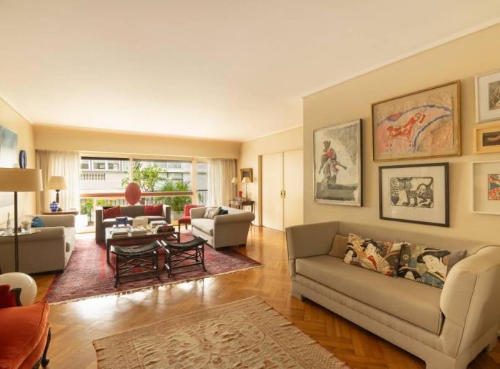 Departamento · 284m² · 7 Ambientes · 1 Cochera