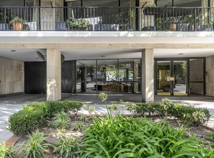 Departamento · 350m² · 9 Ambientes · 1 Cochera