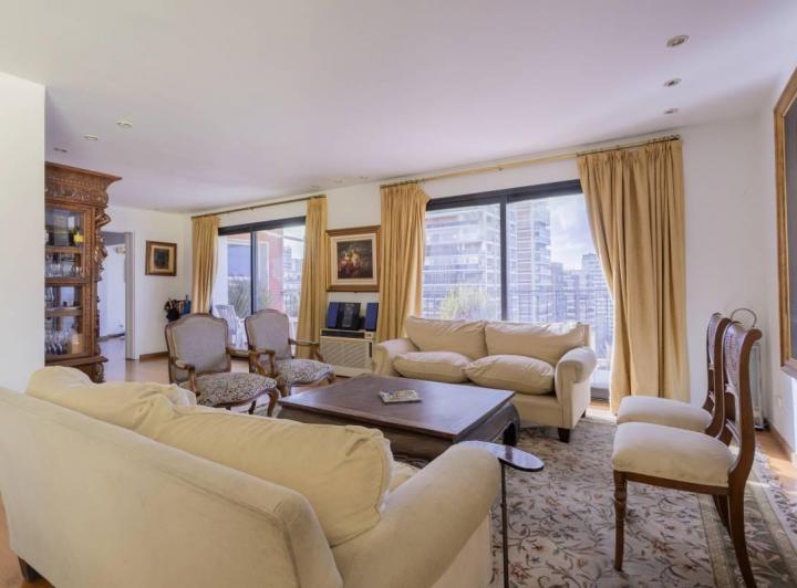 Departamento · 236m² · 10 Ambientes · 2 Cocheras