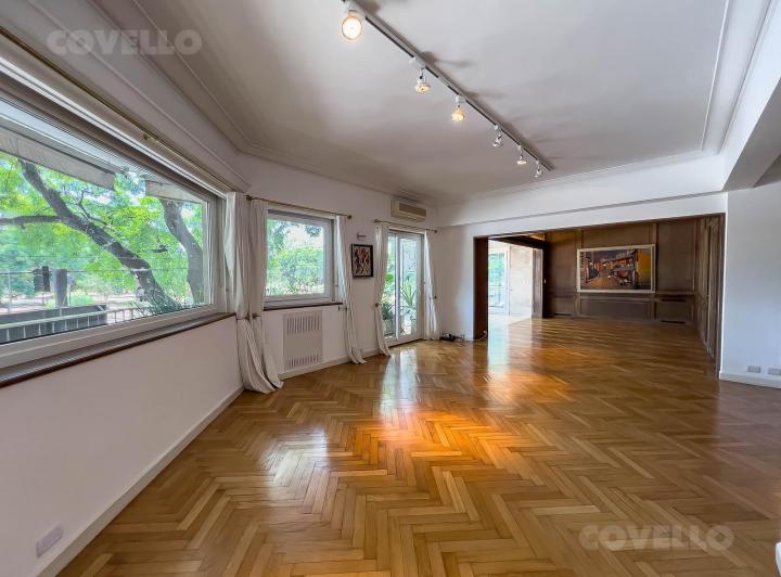Departamento · 235m² · 6 Ambientes · 1 Cochera