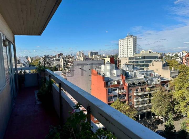 Departamento · 200m² · 6 Ambientes · 2 Cocheras