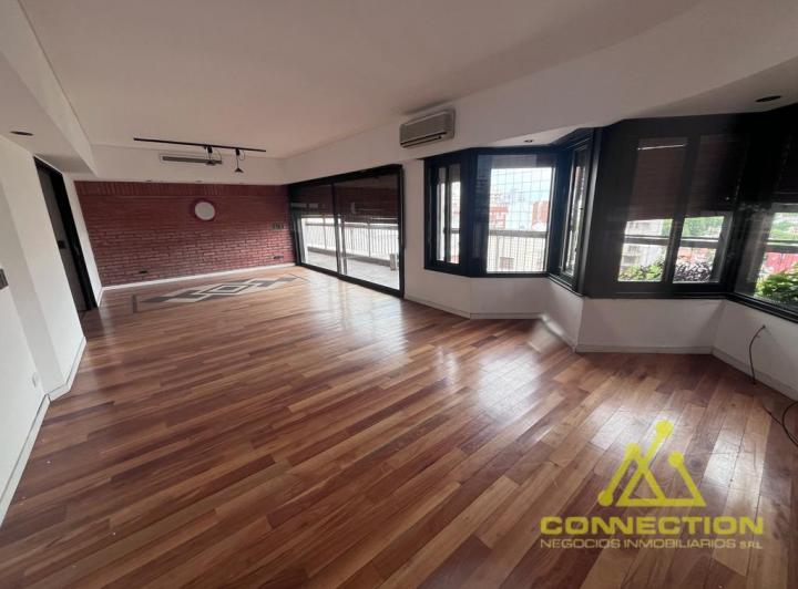 Departamento · 222m² · 5 Ambientes · 1 Cochera