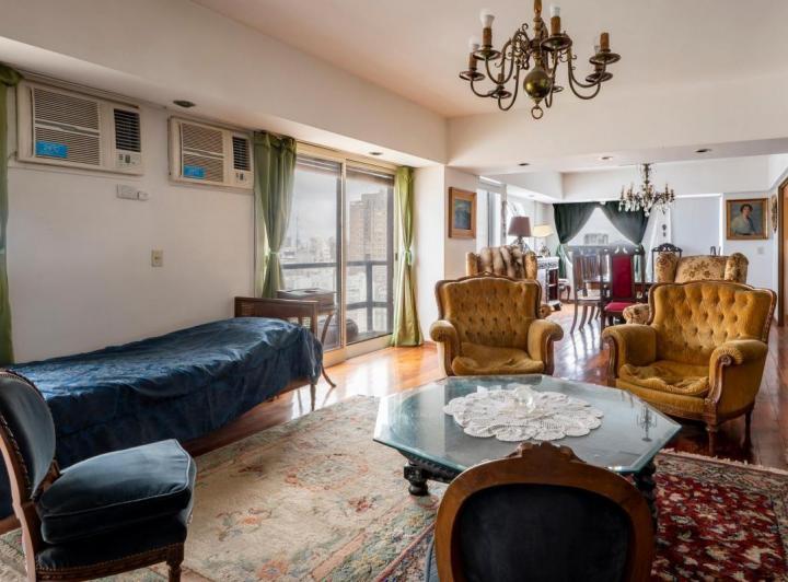 Departamento · 217m² · 8 Ambientes · 1 Cochera