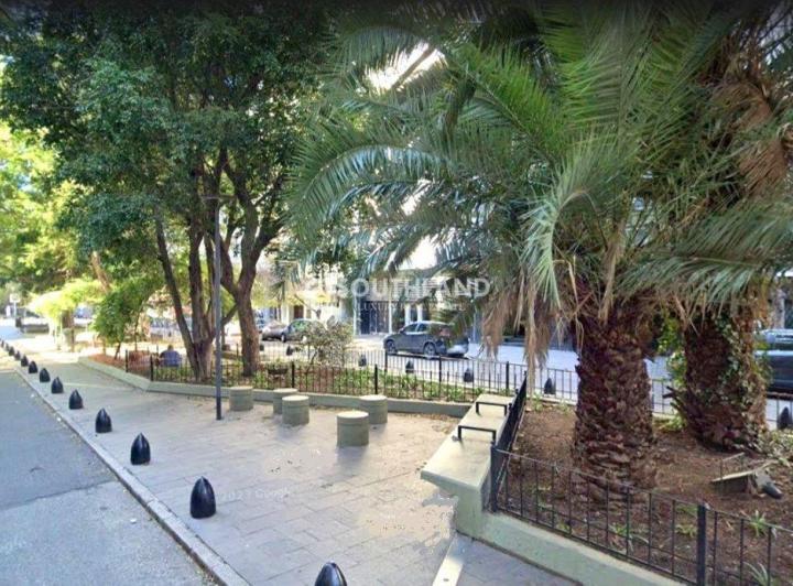 Departamento · 200m² · 5 Ambientes · 1 Cochera