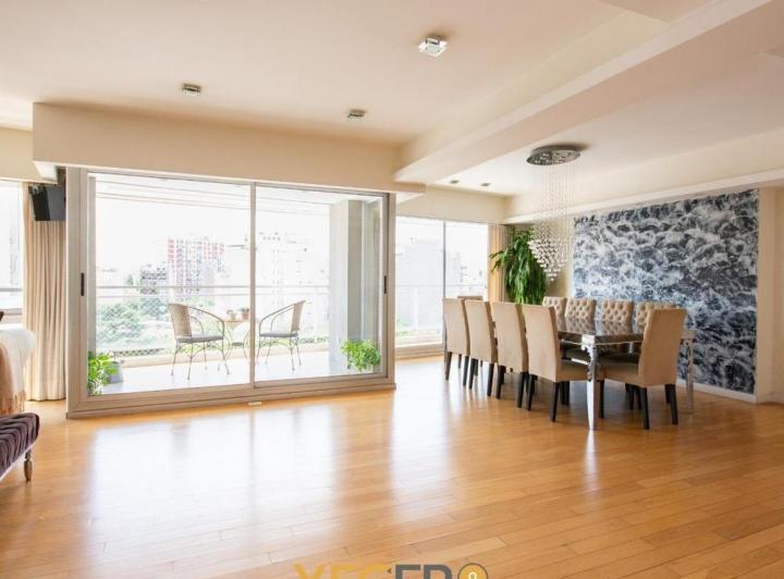 Departamento · 190m² · 6 Ambientes · 2 Cocheras