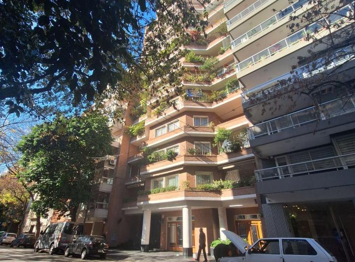 Departamento · 210m² · 5 Ambientes · 2 Cocheras