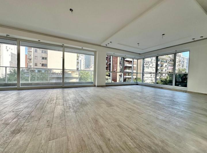Departamento · 240m² · 5 Ambientes · 1 Cochera