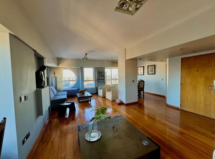 Departamento · 170m² · 5 Ambientes · 1 Cochera