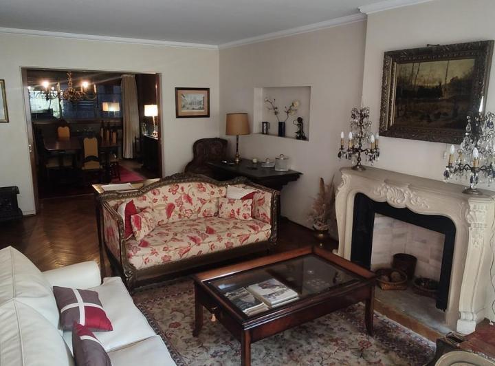 Departamento · 206m² · 4 Dormitorios · 2 Cocheras