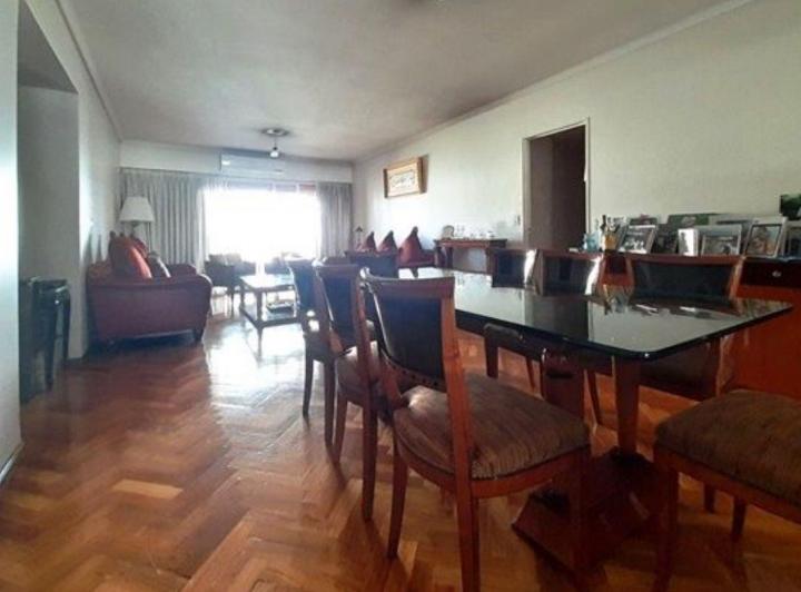 Departamento · 152m² · 5 Ambientes · 1 Cochera