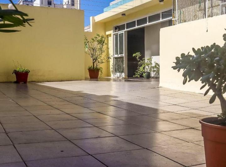 Departamento · 200m² · 5 Ambientes