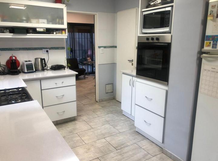 Departamento · 144m² · 6 Ambientes · 1 Cochera