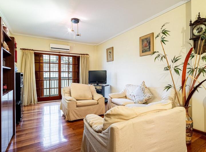 Departamento · 121m² · 5 Ambientes · 1 Cochera