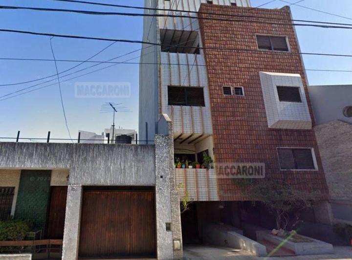 Departamento · 180m² · 5 Ambientes · 2 Cocheras