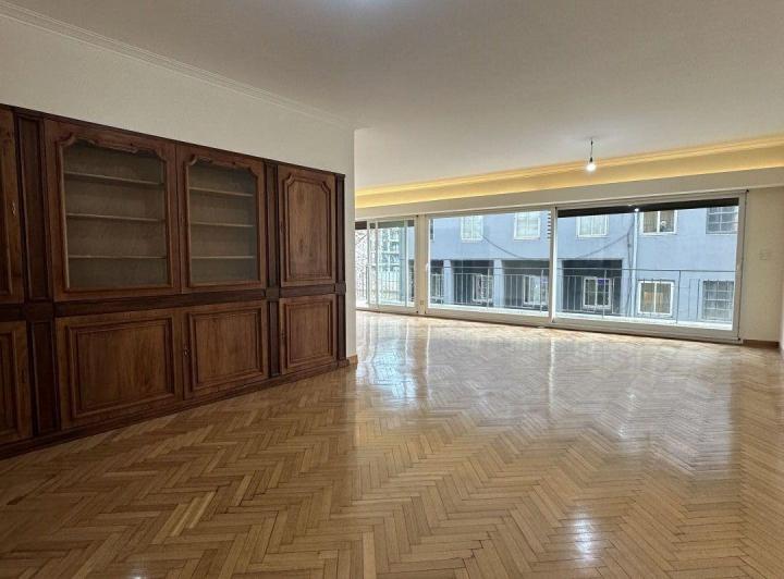 Departamento · 160m² · 6 Ambientes · 2 Cocheras