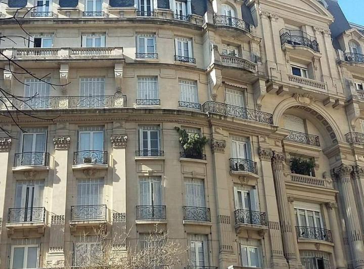 Departamento · 375m² · 9 Ambientes · 1 Cochera