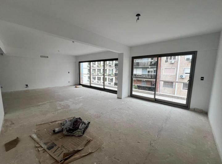 Departamento · 242m² · 5 Ambientes · 1 Cochera
