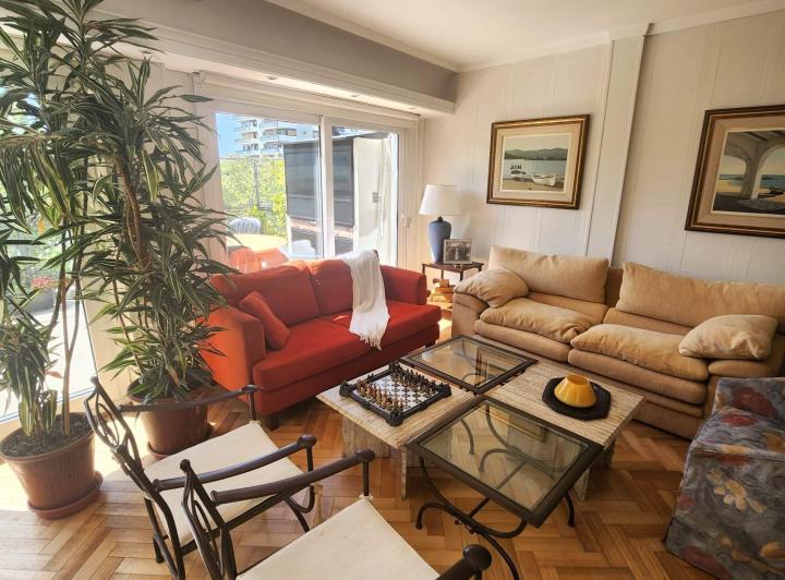 Departamento · 168m² · 5 Ambientes · 1 Cochera