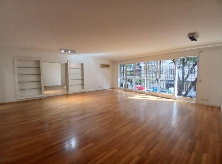 Departamento · 197m² · 6 Ambientes · 1 Cochera