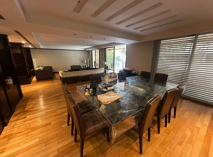 Departamento · 297m² · 6 Ambientes · 3 Cocheras