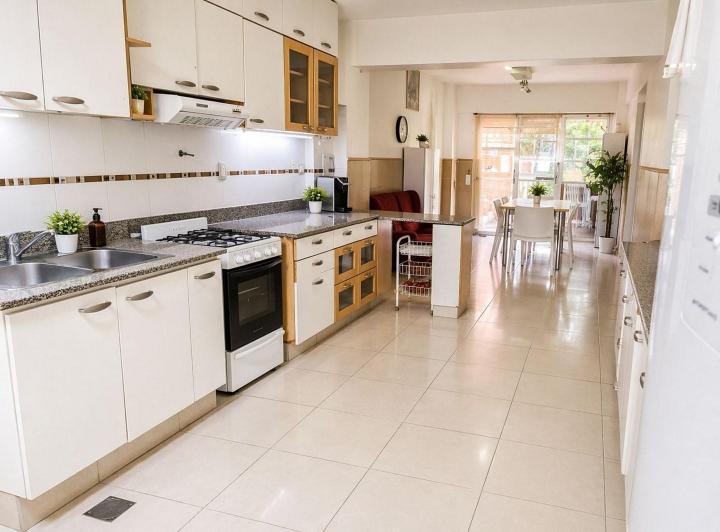 Departamento · 180m² · 5 Ambientes