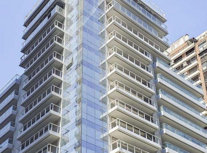 Departamento · 240m² · 5 Ambientes · 1 Cochera