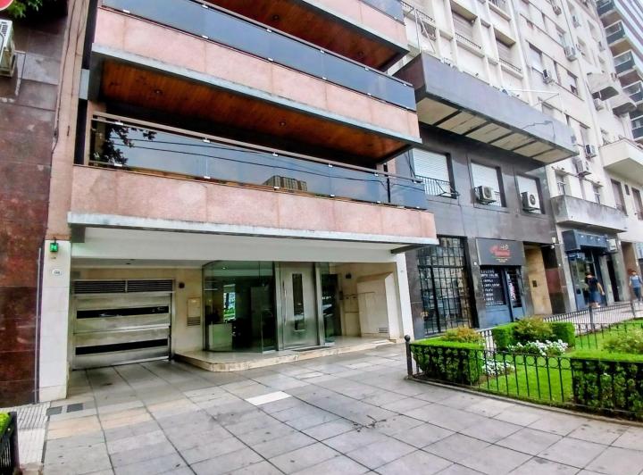 Departamento · 182m² · 6 Ambientes · 2 Cocheras