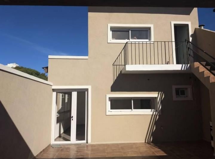 Departamento · 200m² · 6 Ambientes