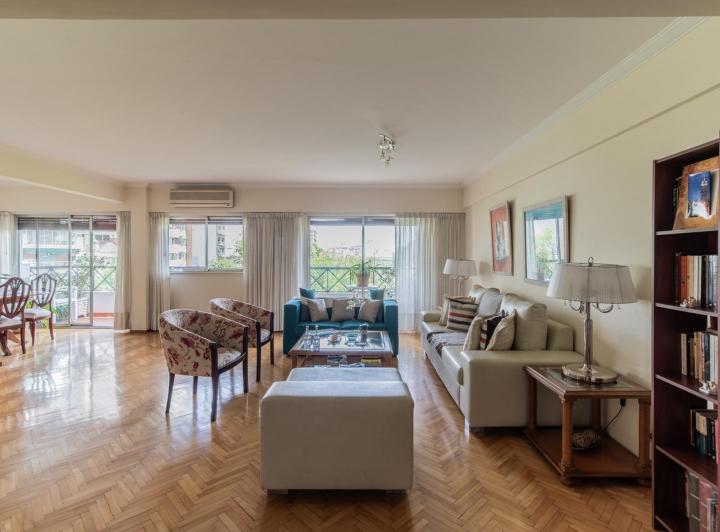 Departamento · 180m² · 5 Ambientes · 1 Cochera