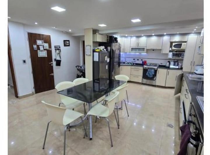 Departamento · 176m² · 5 Ambientes · 1 Cochera