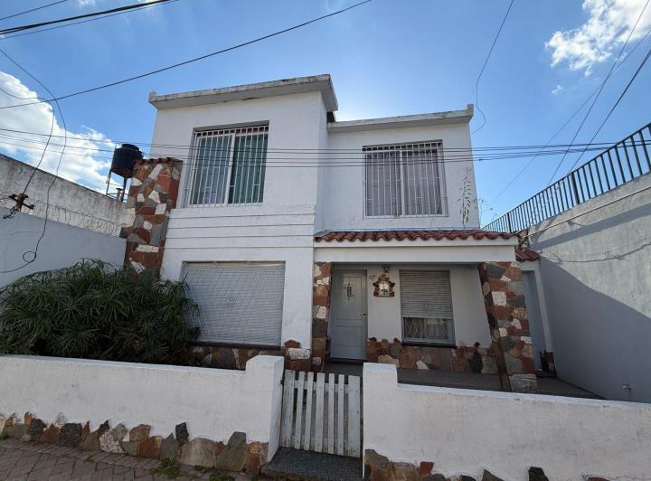 Casa · 5 Ambientes