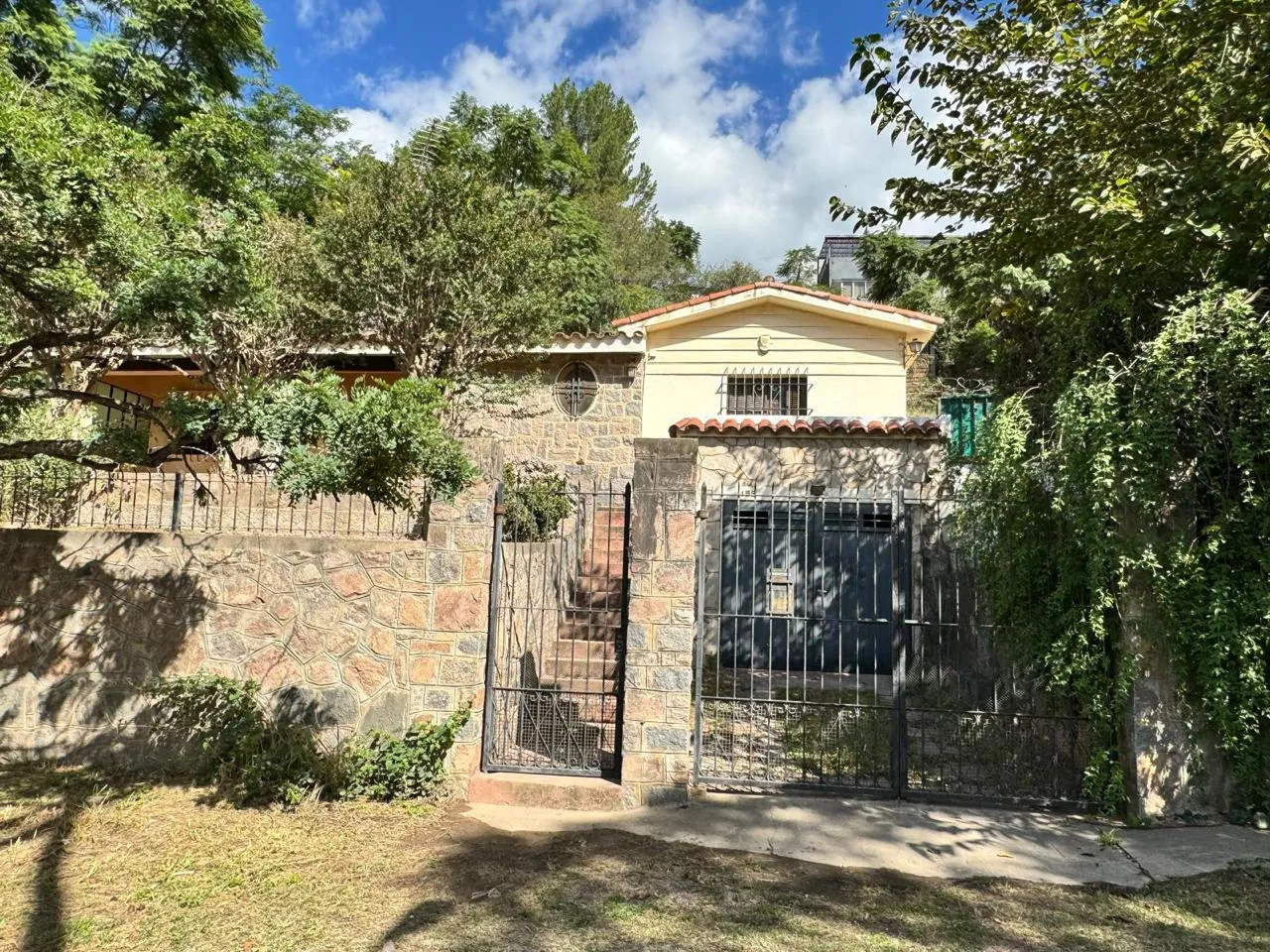 VENTA DE CASA EN ÑU PORA, RIO CEBALLOS, CORDOBA