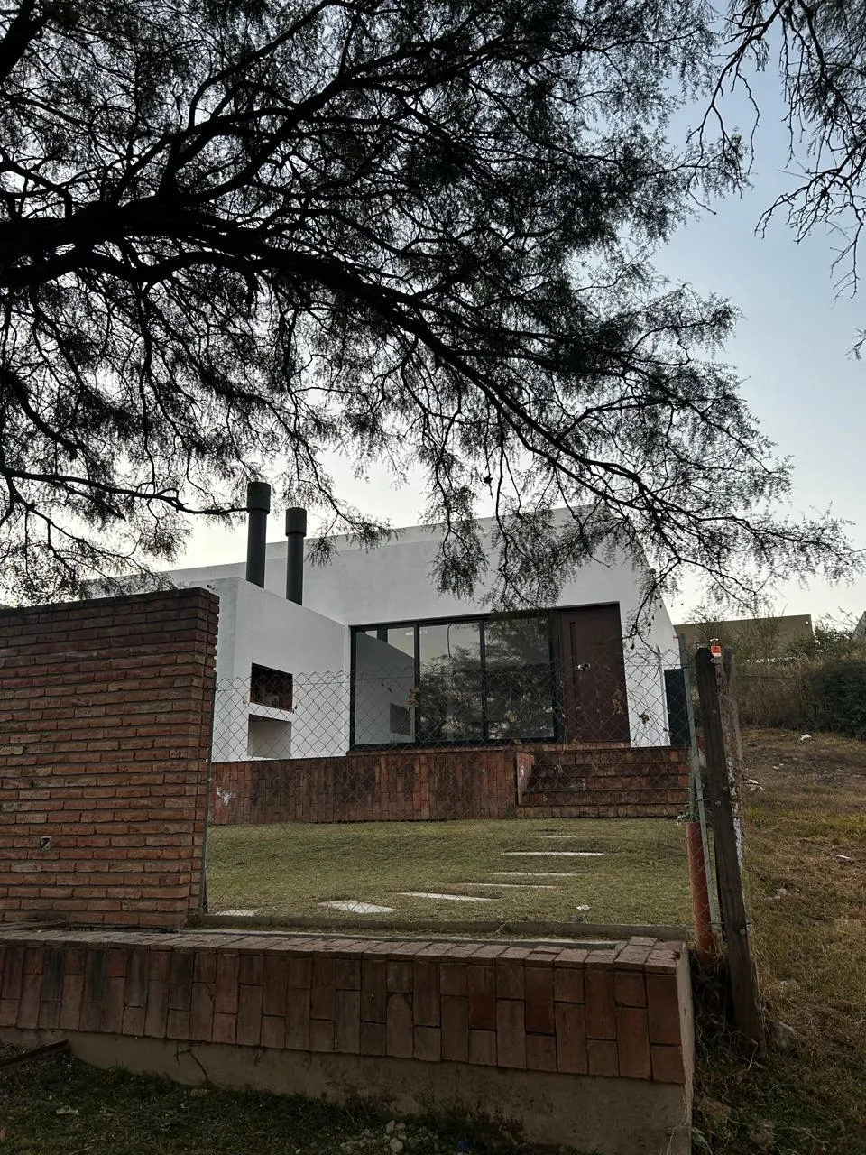 Alquilo Casa 2 dormitorios Villa Allende