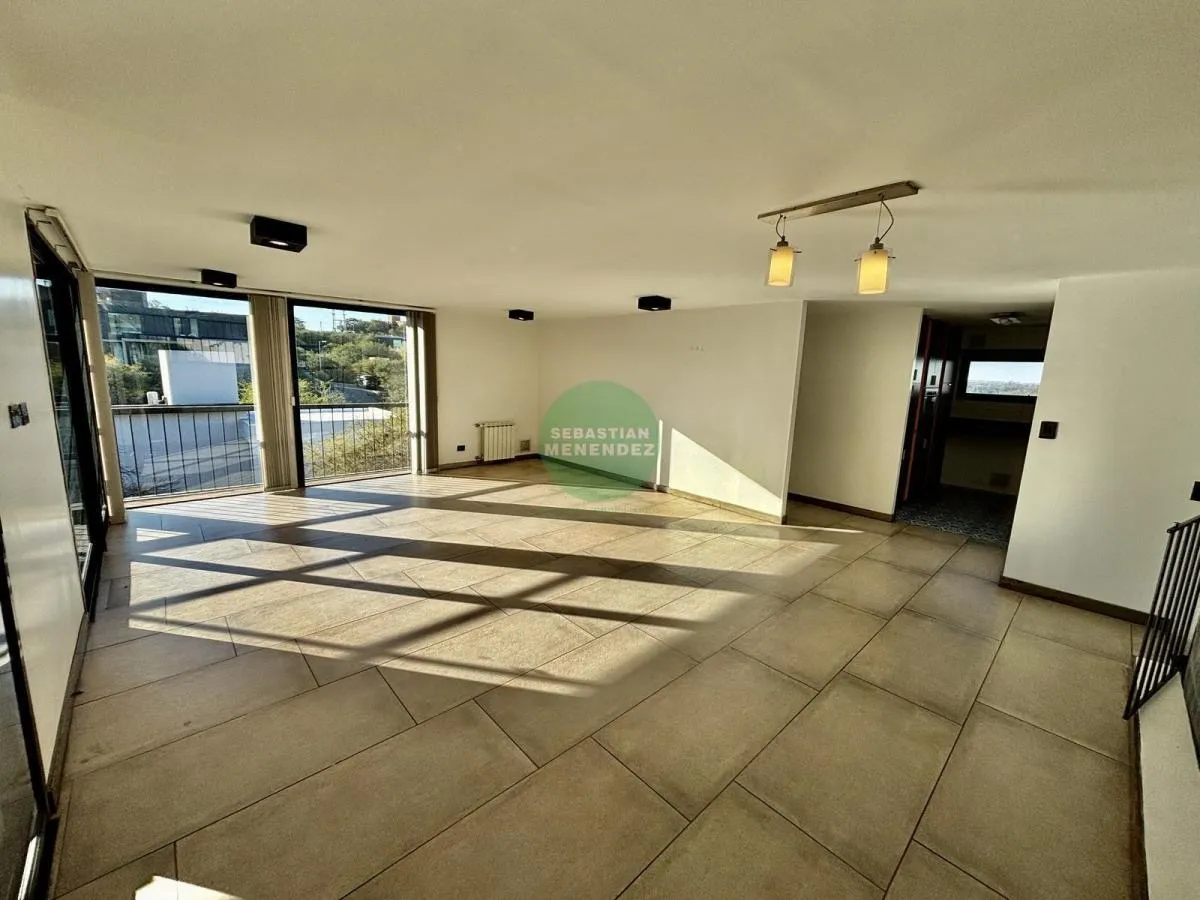 EL RODEO - 3 DORM ( 2 EN SUITE PLANTA BAJA) CON VISTA - CASA EN VENTA RODEO CL