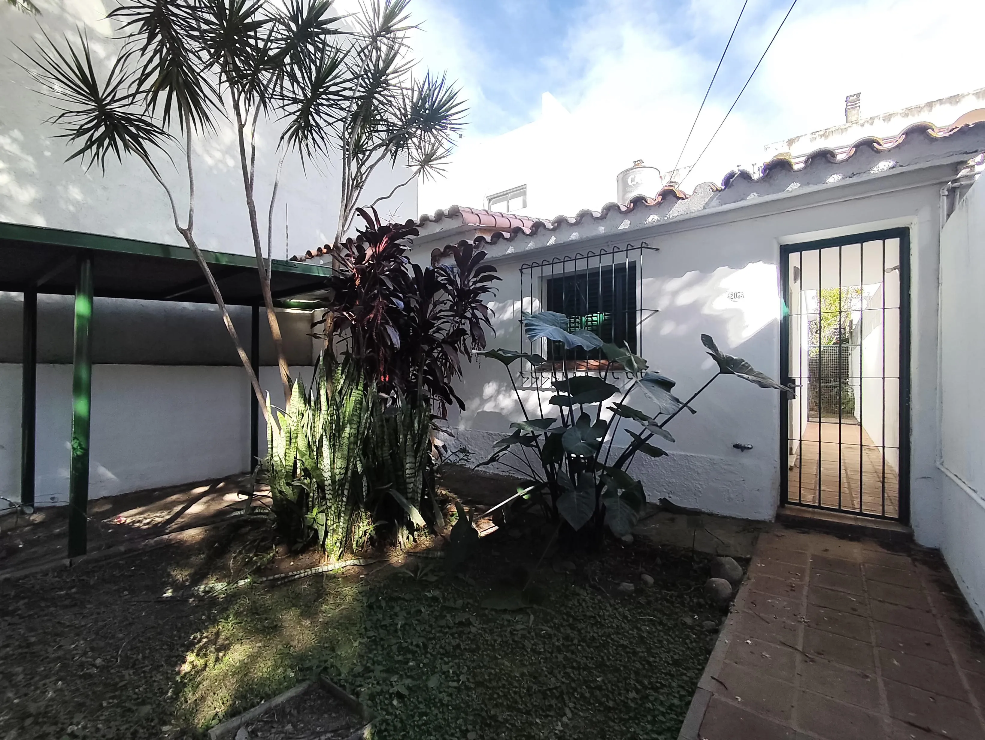COMPRÁ UBICACIÓN, LOTE Y POTENCIAL: 200 m EN ALTO ALBERDI