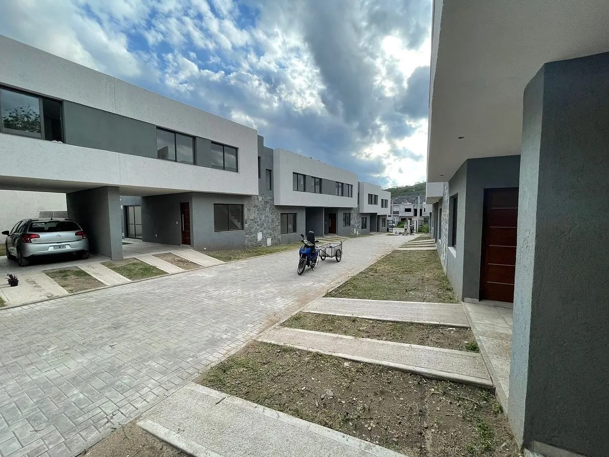 DUPLEX EN ALQUILER LOS PRADOS LA CALERA