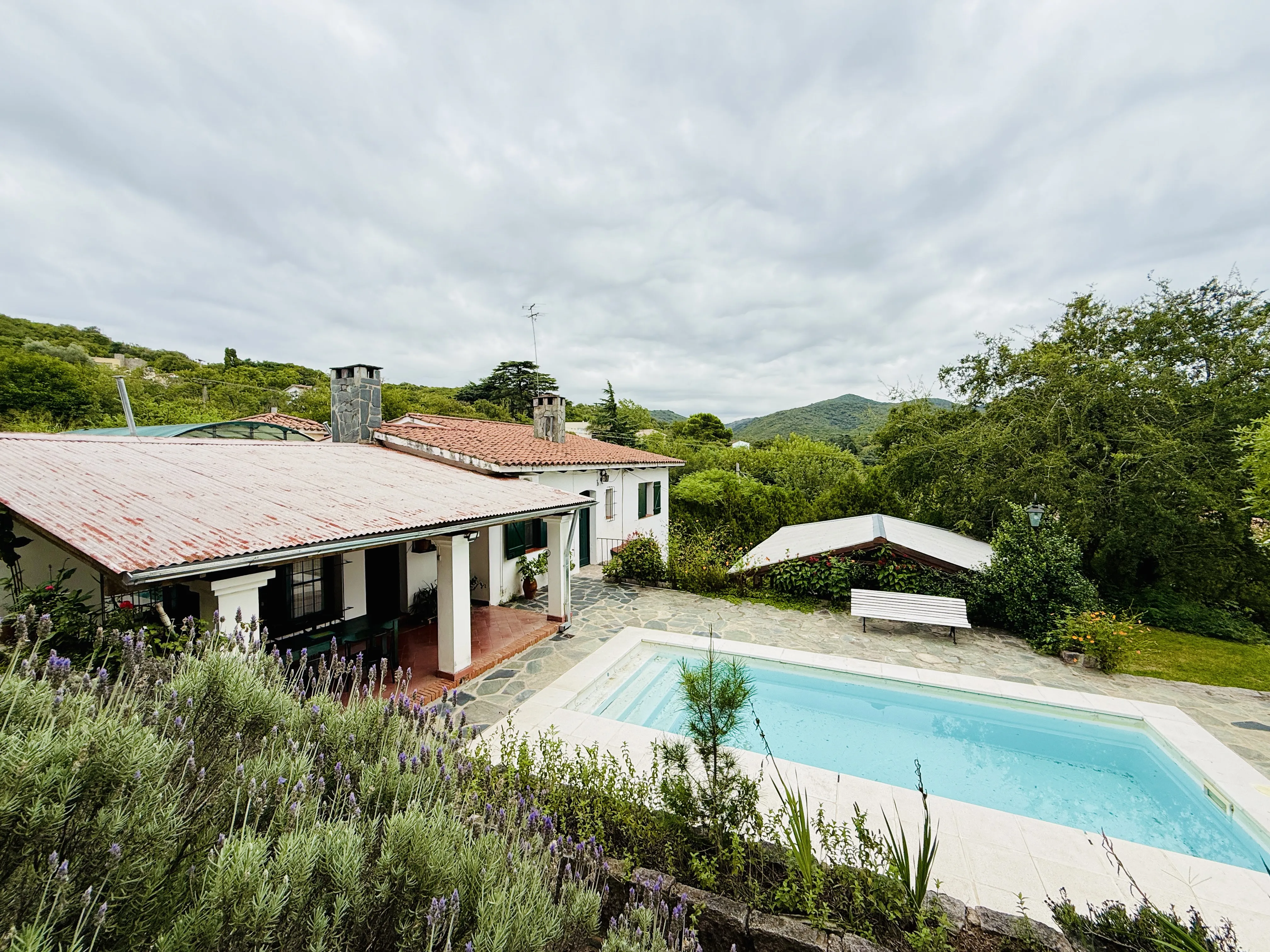 ESPECTACULAR CASA COLONIAL!