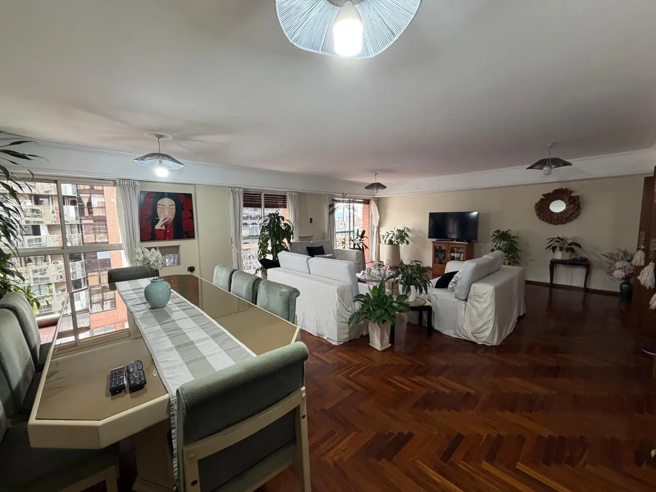 PISO COMPLETO EN LA MEJOR ZONA DE NUEVA CORDOBA