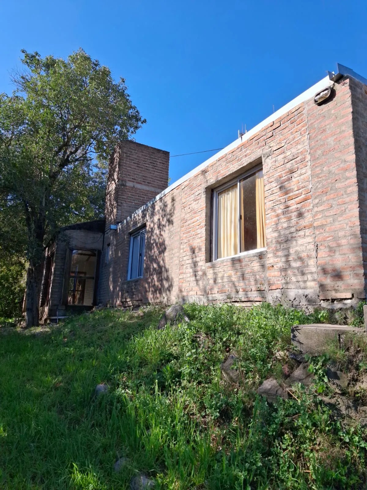 VENTA DE CASA EN CENTRO DE RIO CEBALLOS, CORDOBA