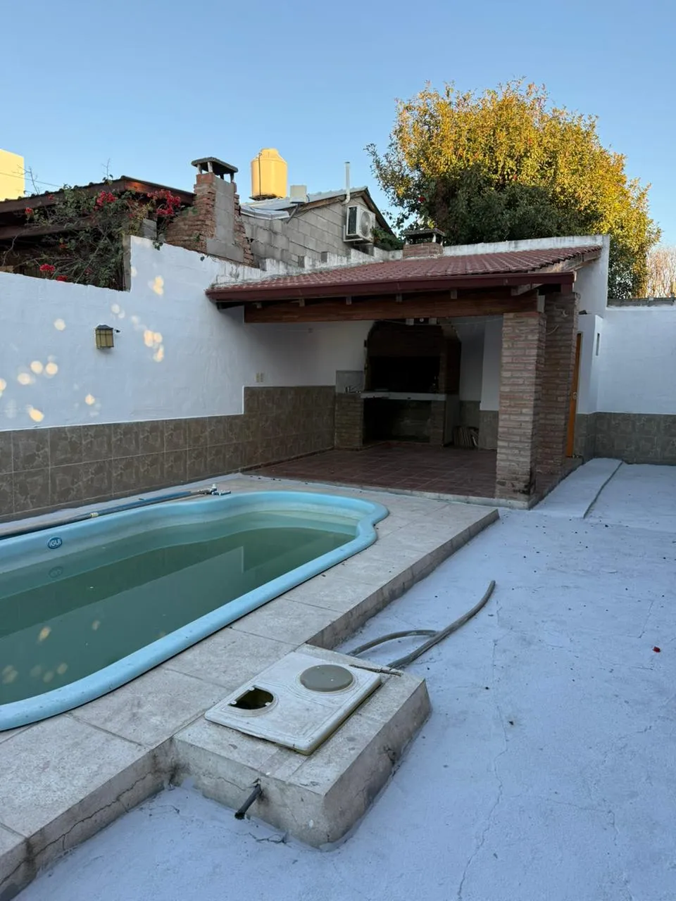 SE VENDE CASA... PERO TAMBIÉN NUEVO ESTILO DE VIDA.