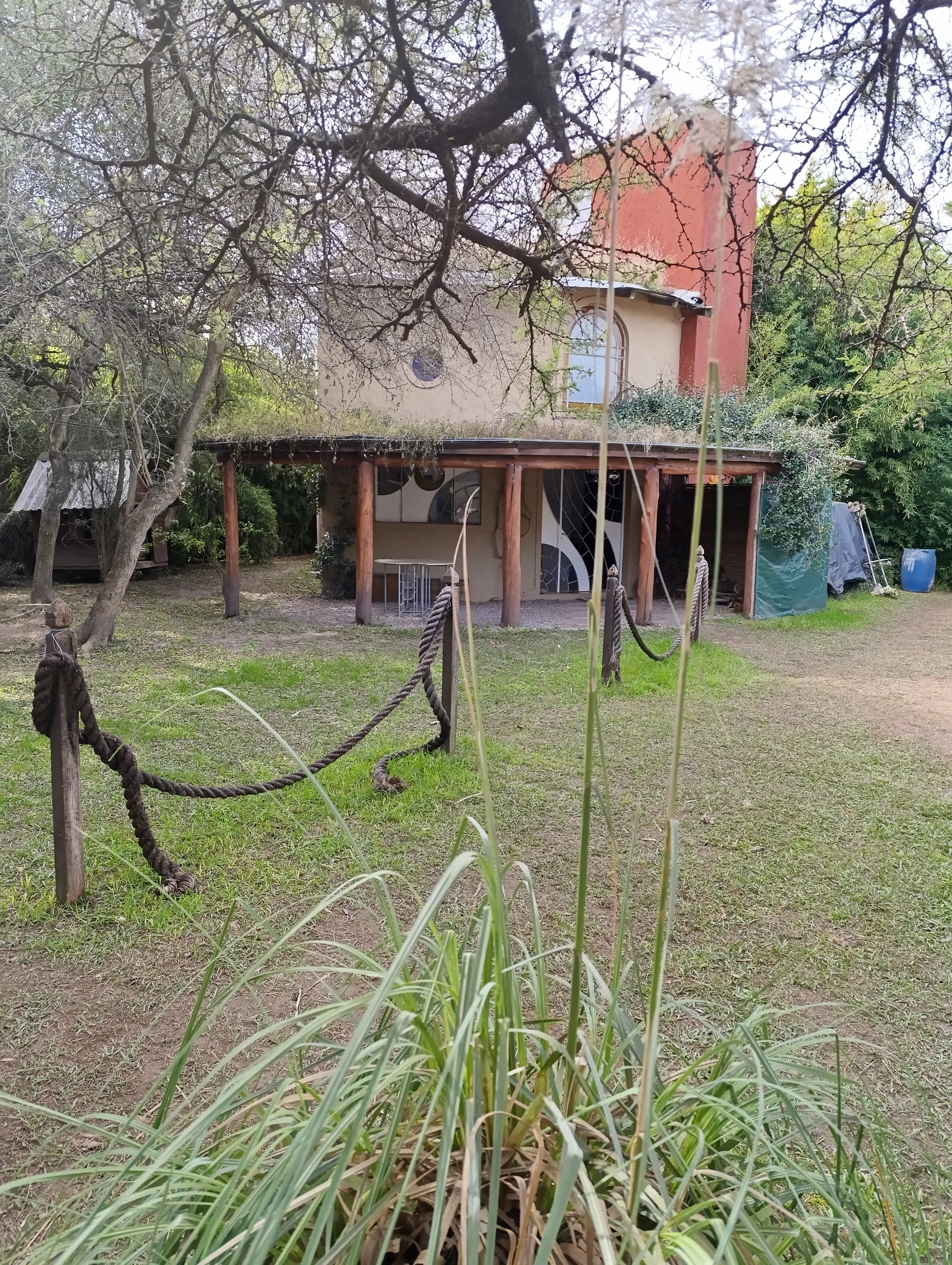 Mendiolaza Talar hermosa casa techo vivo cúpula, 3 dormitorios 1 baño