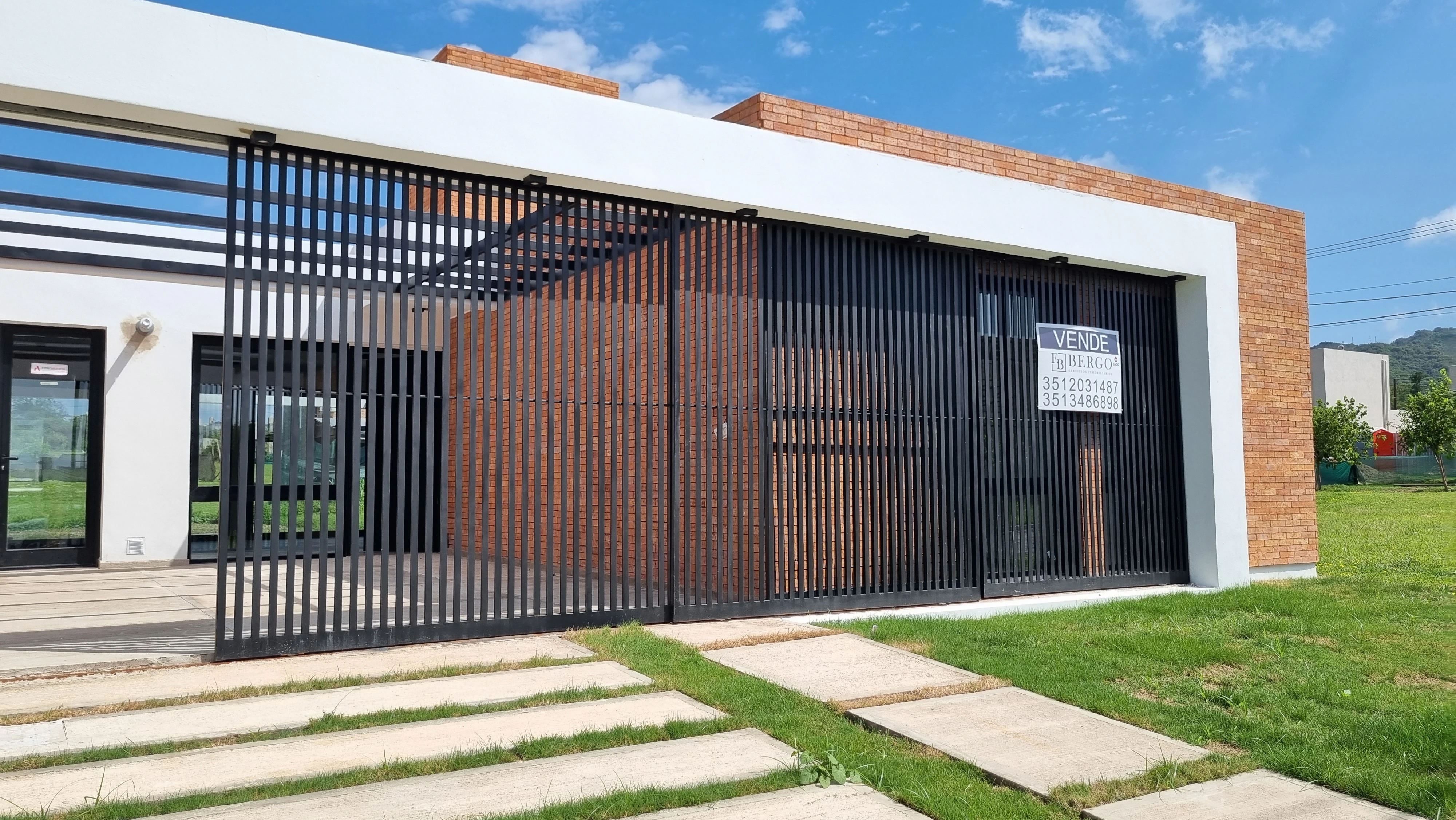 Increible Casa en Planta Baja. Tejas 4