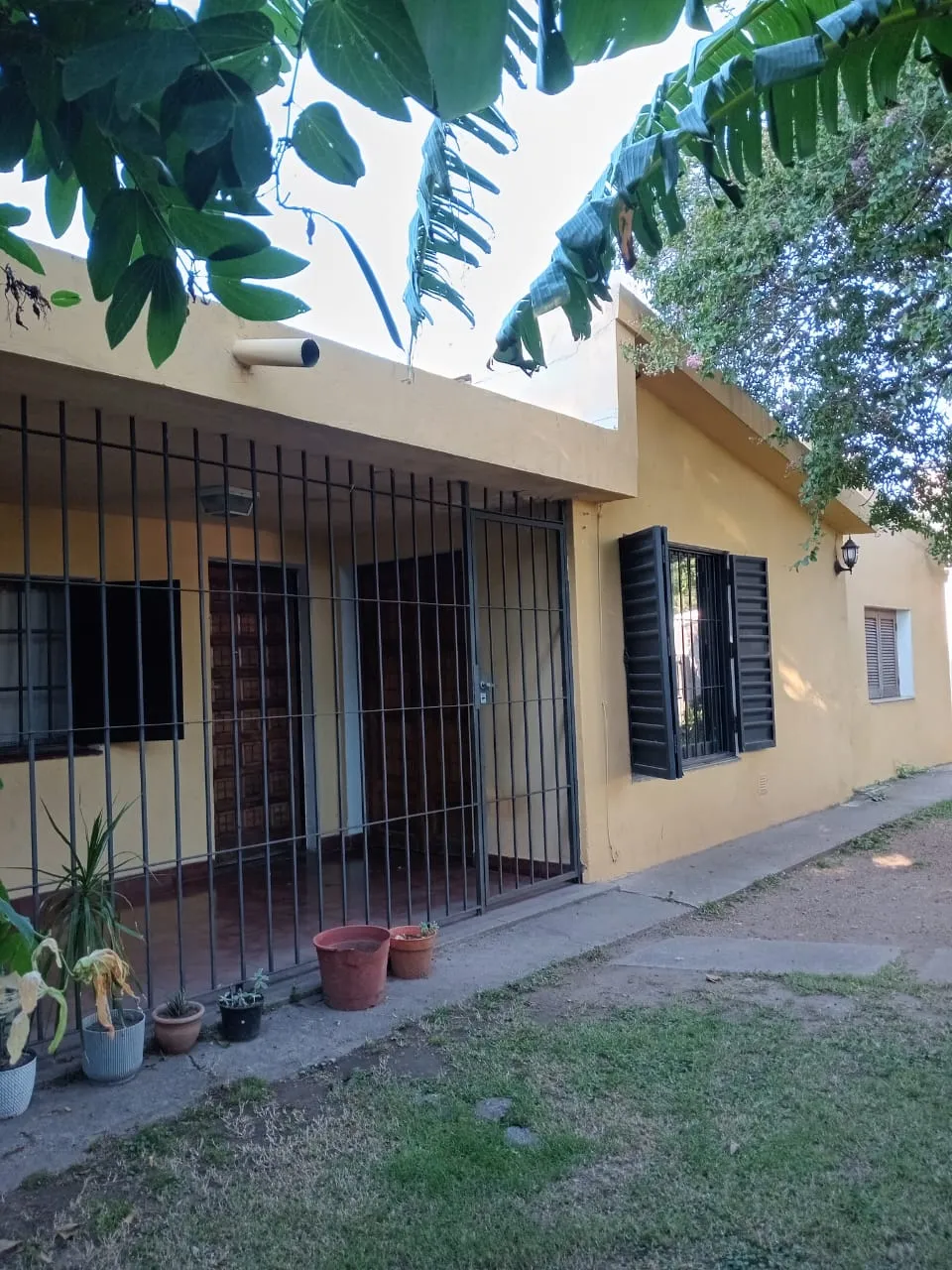 Vendo casa Hermosa en villa Allende Parque
