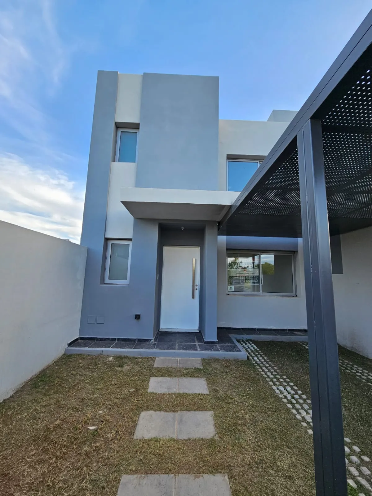DUPLEX EN VENTA - barrio norte