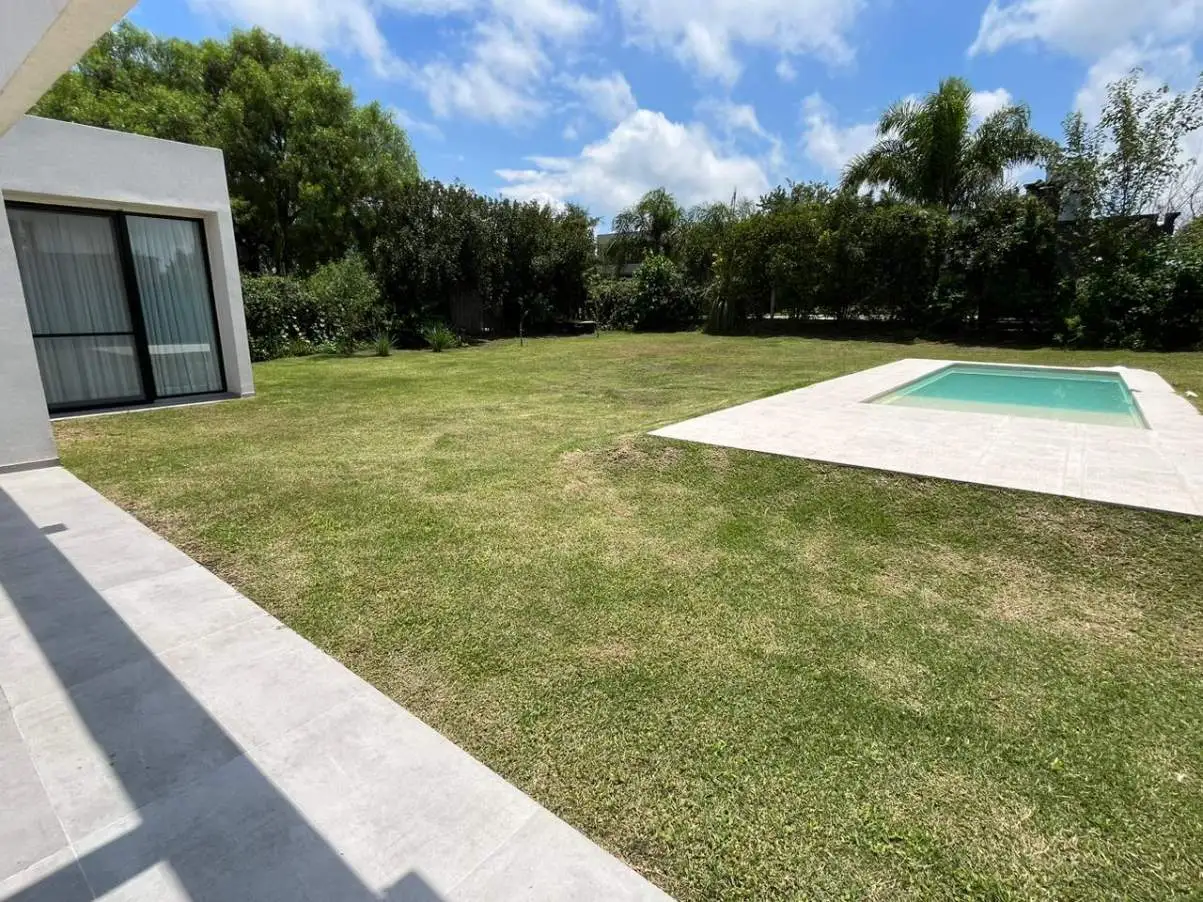LA HERRADURA - CASA - ALQUILER TEMPORARIO