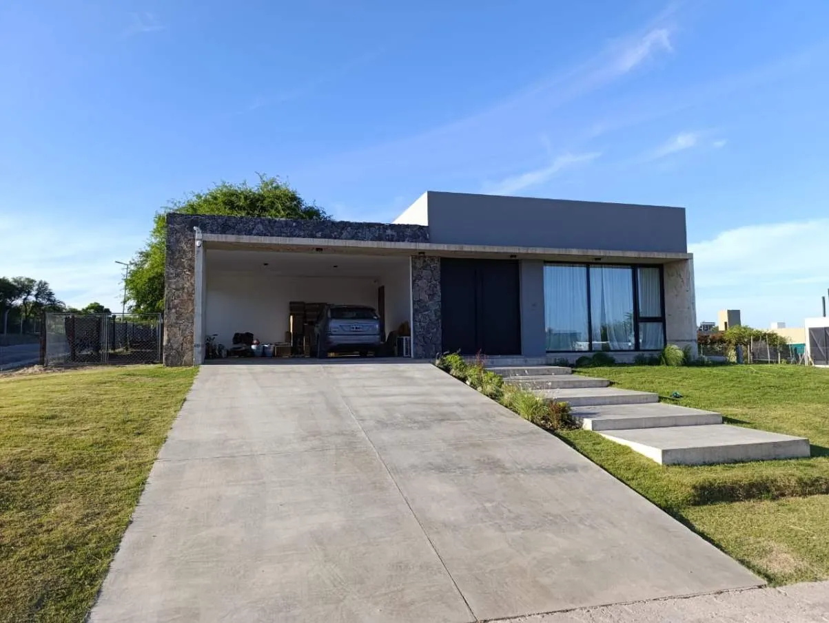 Casa en Venta  Barrio La Cercanía, Córdoba Capital