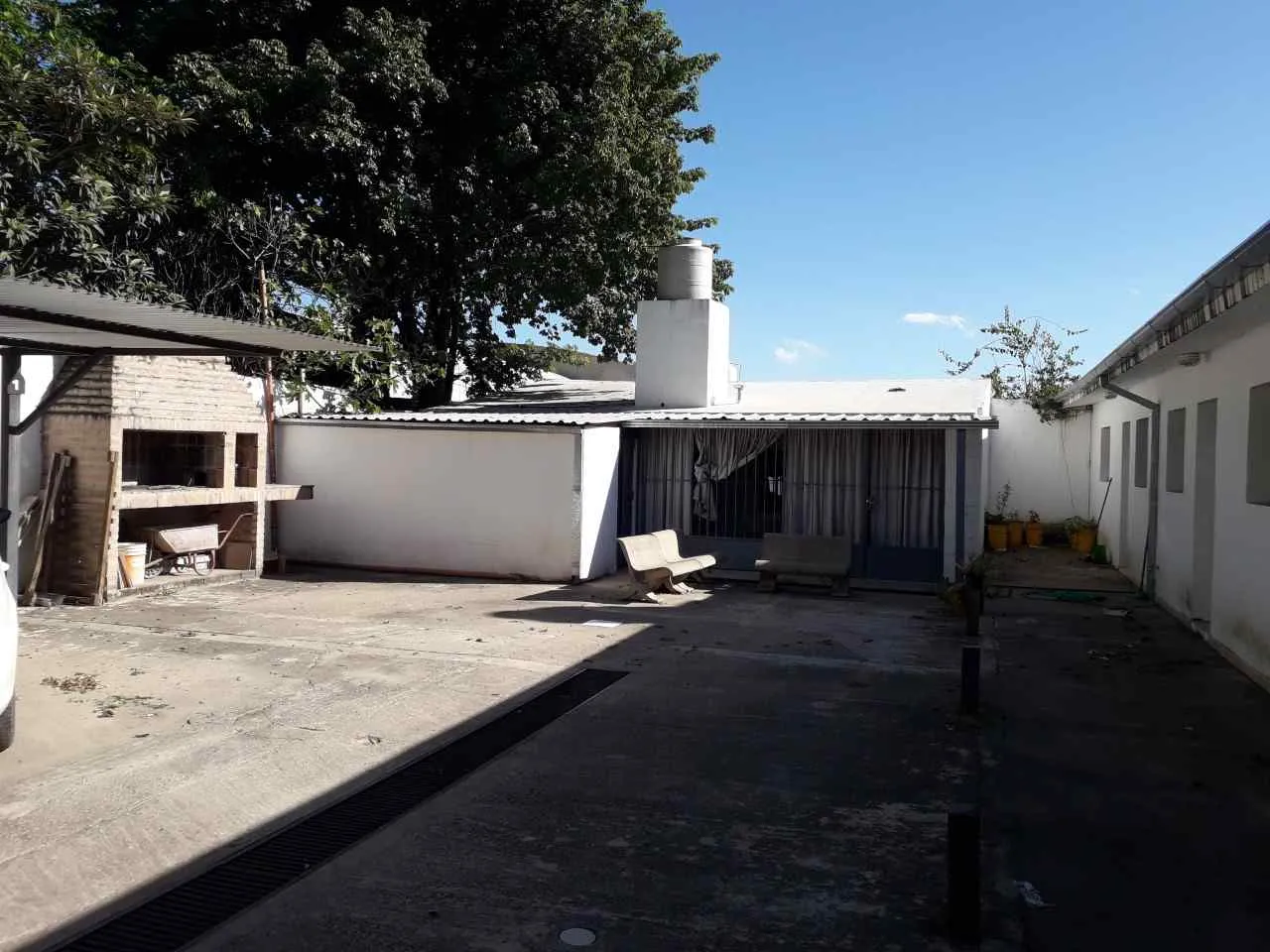 VENTA de complejo 5 departamentos, muy buena inversión!