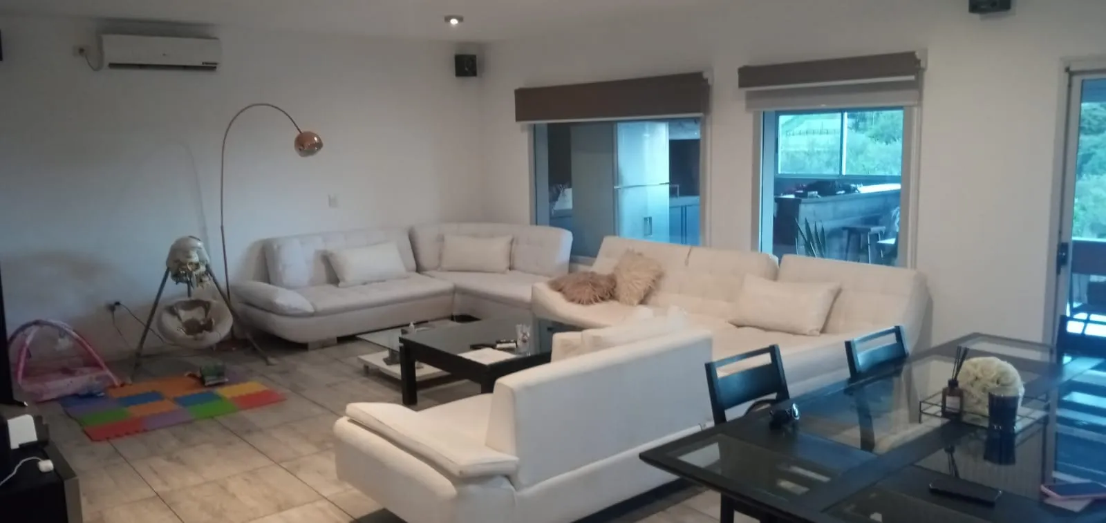 CASA EN VENTA - BARRIO CINCO LOMAS